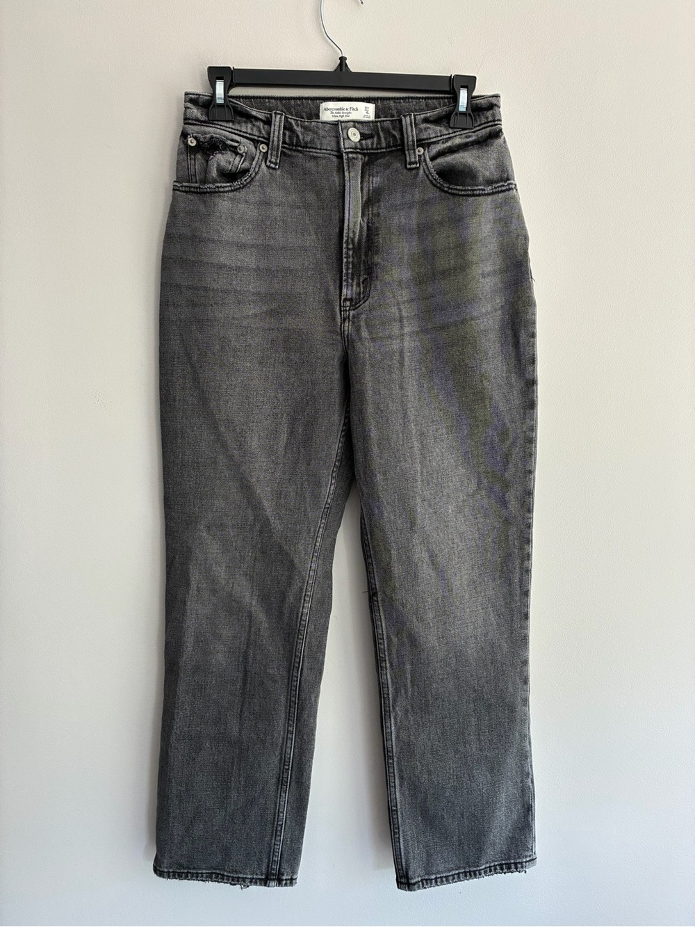 Abercrombie & Fitch Curve Love Straight-Leg Ankle Jeans in Charcoal Size 27/4R